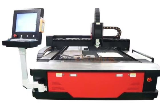 Leistungsfaserlaserschneidemaschine 1500W-6000W 380V/50Hz für Präzisionsschneidungsaufgaben